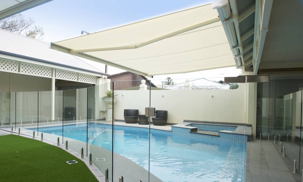 Article image for Take your Christmas lunch outside with awnings.