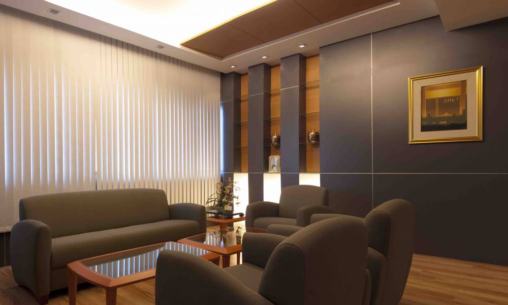 Article image for 3 Unexpected Benefits of Purchasing Vertical Blinds For Your Window Space